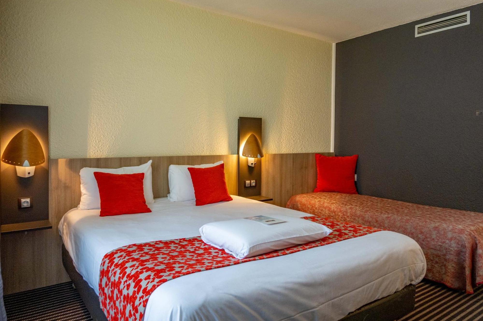 Kyriad Montchanin Le Creusot Ngoại thất bức ảnh